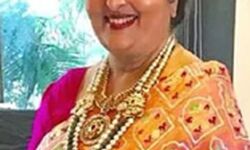 आवाज में जादू- मंत्रमुग्ध कर देती हैं अनुराधा की गायकी