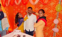 सराहनीय - भैया दूज पर यूपी की जेलों से निराश नहीं लौटी बहने सराहनीय - भैया दूज पर यूपी की जेलों से निराश नहीं लौटी बहने