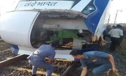 फिर दुर्घटनाग्रस्त हुई वंदे भारत एक्सप्रेस- इस बार बनी गाय का निशाना