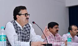 युवाओं को एकत्रित कर उन्हें विभिन्न खेलों में प्रशिक्षण प्रदान किया जाये- सहगल युवाओं को एकत्रित कर उन्हें विभिन्न खेलों में प्रशिक्षण प्रदान किया जाये- सहगल