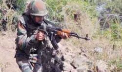 सेना ने घुसपैठ की कोशिश को किया नाकाम, पाकिस्तानी घुसपैठिया ढेर सेना ने घुसपैठ की कोशिश को किया नाकाम, पाकिस्तानी घुसपैठिया ढेर