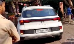 सुरक्षा घेरा तोड़कर ताजमहल के येलो जोन में घुसी कार ने मचाया हड़कंप सुरक्षा घेरा तोड़कर ताजमहल के येलो जोन में घुसी कार ने मचाया हड़कंप