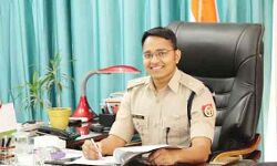 एसएसपी की तबादला एक्सप्रेस जारी- बदल दिए अनेक चौकी प्रभारी एसएसपी की तबादला एक्सप्रेस जारी- बदल दिए अनेक चौकी प्रभारी