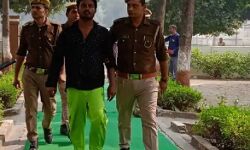 मस्जिद में धार्मिक ग्रंथ जलाकर तनाव पैदा करने वाला गिरफ्तार- अब बोला