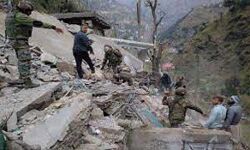 घर के ढह जाने से हुई, मां-बेटी की मौत