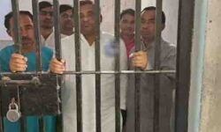 बसपा के जुलूस में लगा रहे थे पाक जिंदाबाद के नारे अब देख रहे हवालात बसपा के जुलूस में लगा रहे थे पाक जिंदाबाद के नारे अब देख रहे हवालात