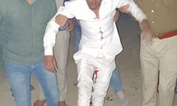 एनकाउंटर में लुटेरा हुआ लंगड़ा-2 थानों की पुलिस लगी थी पीछे एनकाउंटर में लुटेरा हुआ लंगड़ा-2 थानों की पुलिस लगी थी पीछे