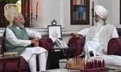 PM मोदी ने ब्यास स्थित राधा स्वामी सत्संग के प्रमुख से की मुलाकात PM मोदी ने ब्यास स्थित राधा स्वामी सत्संग के प्रमुख से की मुलाकात