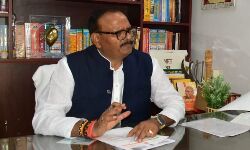 किसी प्रकार की समस्या होने पर इस नंबर पर संपर्क करें- डिप्टी CM किसी प्रकार की समस्या होने पर इस नंबर पर संपर्क करें- डिप्टी CM