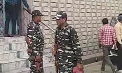 पूर्व बसपा एमएलए की खुली जुबान- मेरे पास 100 करोड़ की अघोषित आय पूर्व बसपा एमएलए की खुली जुबान- मेरे पास 100 करोड़ की अघोषित आय