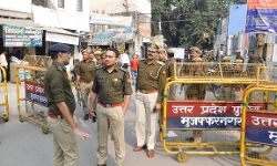 एसएसपी ने कलेक्ट्रेट में नामांकन स्थल का किया निरीक्षण- दिए यह निर्देश एसएसपी ने कलेक्ट्रेट में नामांकन स्थल का किया निरीक्षण- दिए यह निर्देश