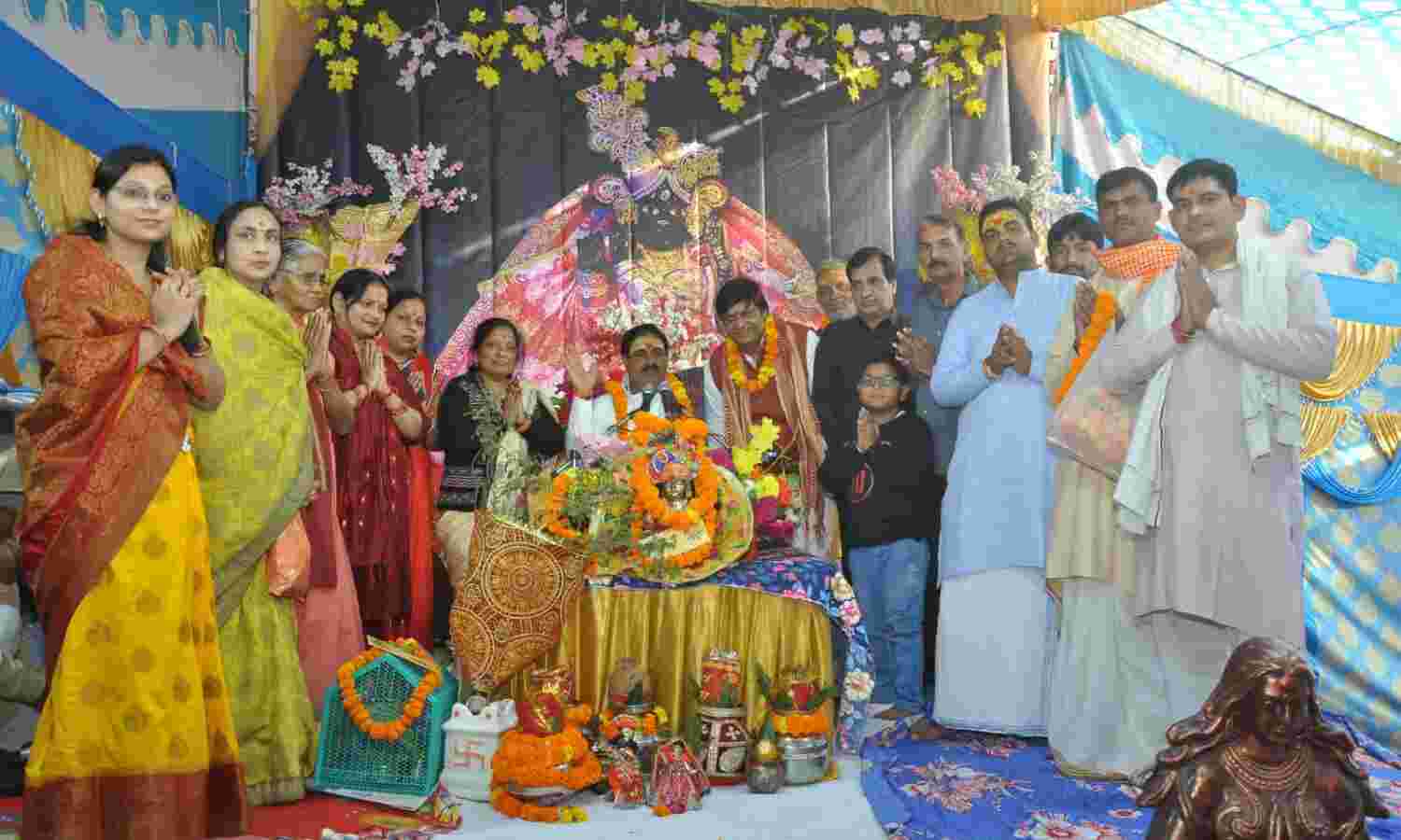 भागवत् कथा का श्रवण करने से होता है जीवन का उद्धार: मनीष चौधरी