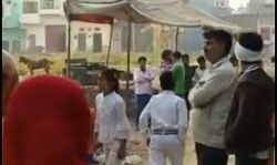 पत्नी सोती रही- बदमाशों ने गला रेतकर पति का कर दिया काम तमाम