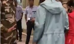 लो जी 18 लाख की घड़ियां लेकर आए थे शाहरुख- कस्टम ने लिया रोेक लो जी 18 लाख की घड़ियां लेकर आए थे शाहरुख- कस्टम ने लिया रोेक