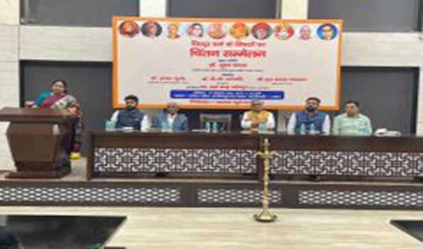 सरकार पिछड़े वर्ग के सशक्तिकरण के लिए है प्रतिबद्ध... सरकार पिछड़े वर्ग के सशक्तिकरण के लिए है प्रतिबद्ध...