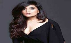 इंटरनेशनल डेब्यू करेंगी जा रही हैं यह अभिनेत्री इंटरनेशनल डेब्यू करेंगी जा रही हैं यह अभिनेत्री