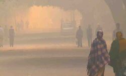 ईएसआईसी मेडिकल कॉलेज में उद्योगो से फैल रहा प्रदूषण, लोग हुए परेशान