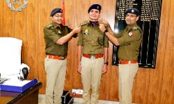 एसएससी व एसपी सिटी ने प्रशिक्षण पूर्ण होने पर पीपीएस को लगाए स्टार