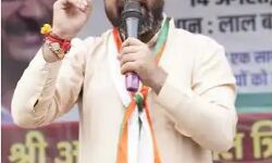 टिकट के लिए रिश्वत- अब एक और एमएलए जाल में फंसा टिकट के लिए रिश्वत- अब एक और एमएलए जाल में फंसा