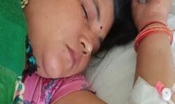 जंगल जा रही महिलाओं पर ततैया का हमला- कराई अस्पताल में भर्ती