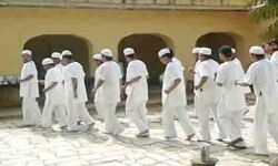 म्यांमार सेना ब्रिटेन के पूर्व राजदूत समेत हजारो कैदियों को करेगी.....