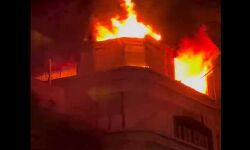 आग लगने से हुई 20 से ज्यादा लोगो की मौत आग लगने से हुई 20 से ज्यादा लोगो की मौत