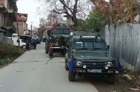 पत्रकारों को धमकाने के मामले में ताबड़तोड़ छापेमारी- मचा हड़कंप पत्रकारों को धमकाने के मामले में ताबड़तोड़ छापेमारी- मचा हड़कंप