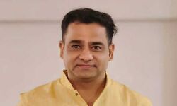 फिल्म सिटी की स्थापना के लिए हो काम... फिल्म सिटी की स्थापना के लिए हो काम...