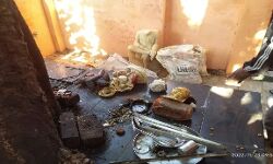 शनि देव मंदिर में तोड़फोड़- देव प्रतिमाएं की क्षतिग्रस्त- एक अरेस्ट शनि देव मंदिर में तोड़फोड़- देव प्रतिमाएं की क्षतिग्रस्त- एक अरेस्ट