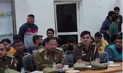 पुलिस का स्पेशल प्लान- अब दो शिफ्ट में चलेंगे ऑटो पुलिस का स्पेशल प्लान- अब दो शिफ्ट में चलेंगे ऑटो