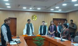 गरीबों के हुए अब अपने मकान- लाभार्थियों को मंत्री ने सौपी चाबी गरीबों के हुए अब अपने मकान- लाभार्थियों को मंत्री ने सौपी चाबी