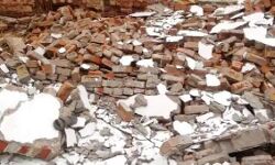 नगर कीर्तन देखने स्कूल की छत पर चढ़े छात्र दीवार गिरने से घायल नगर कीर्तन देखने स्कूल की छत पर चढ़े छात्र दीवार गिरने से घायल