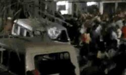 अडानी पोर्ट निर्माण के विरोध में थाने पर हमला- 36 पुलिसकर्मी जख्मी अडानी पोर्ट निर्माण के विरोध में थाने पर हमला- 36 पुलिसकर्मी जख्मी