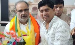 योगी मॉडल से प्रभावित चेयरमैन प्रमेश ने भूमाफियाओं का हटवाया था कब्जा योगी मॉडल से प्रभावित चेयरमैन प्रमेश ने भूमाफियाओं का हटवाया था कब्जा