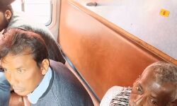 चलती ट्रेन की खिड़की तोड़कर घुसा सरिया-सीट पर बैठे यात्री की गर्दन के पार