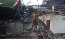 बूथ अध्यक्ष के घर के भीतर हुए धमाके में उड़ गए 2 लोगों के चिथड़े