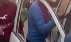 चौराहे पर ट्रक ड्राइवर से उलझे भाजपा नेता पर जानलेवा हमला चौराहे पर ट्रक ड्राइवर से उलझे भाजपा नेता पर जानलेवा हमला