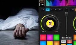 DJ वाहन पर चढ़कर वीडियो बना रहे कैमरामैन की मौत DJ वाहन पर चढ़कर वीडियो बना रहे कैमरामैन की मौत