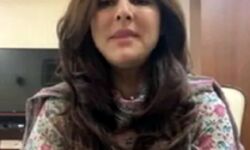 ...जब चिड़िया चुग गयीं खेत ...जब चिड़िया चुग गयीं खेत