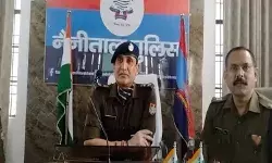 जाम में फंसे कमिश्नर डीआईजी ने चौकी प्रभारी का तत्काल किया ऐसा इलाज जाम में फंसे कमिश्नर डीआईजी ने चौकी प्रभारी का तत्काल किया ऐसा इलाज