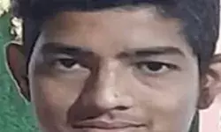 रन लेने को दौड़ रहा बल्लेबाज रास्ते में गिरा और थम गई सांसे