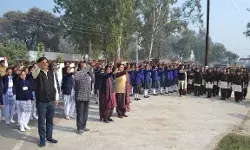 पुलिस अधीक्षक के हाथों ली शपथ- नियमों के मुताबिक चलाएंगे वाहन