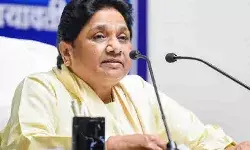 मुस्लिमों के लिए मायावती ने जारी किया अलर्ट- सपा भाजपा में हुई डील! मुस्लिमों के लिए मायावती ने जारी किया अलर्ट- सपा भाजपा में हुई डील!