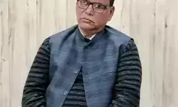 सीओ चकबंदी का बाबू ले रहा था रिश्वत- रंगे हाथ कर लिया गिरफ्तार