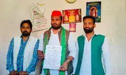 खून से लिखी चिट्ठी-डिंपल मदन की जीत पर मतदाताओं का जताया आभार खून से लिखी चिट्ठी-डिंपल मदन की जीत पर मतदाताओं का जताया आभार