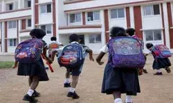 लगा महंगाई का तड़का, बच्चे पढ़ाना होगा महंगा- इतने फ़ीसदी बढेगी फीस लगा महंगाई का तड़का, बच्चे पढ़ाना होगा महंगा- इतने फ़ीसदी बढेगी फीस