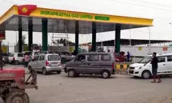 सीएनजी ने भरी उछाल- एनसीआर में फिर बढ़ गए दाम सीएनजी ने भरी उछाल- एनसीआर में फिर बढ़ गए दाम