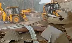 आदित्य हत्याकांड- आरोपी मालिक के ढाबे पर चला बुलडोजर