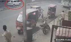 सीख रहा था कार चलाना- बढ़ाई स्पीड कुचल दिए तीन बच्चे- एक गंभीर