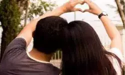 बुडढी नू चढी जवानी- किशोर से शादी को पहुुची महिला मुश्किल से मानी बुडढी नू चढी जवानी- किशोर से शादी को पहुुची महिला मुश्किल से मानी